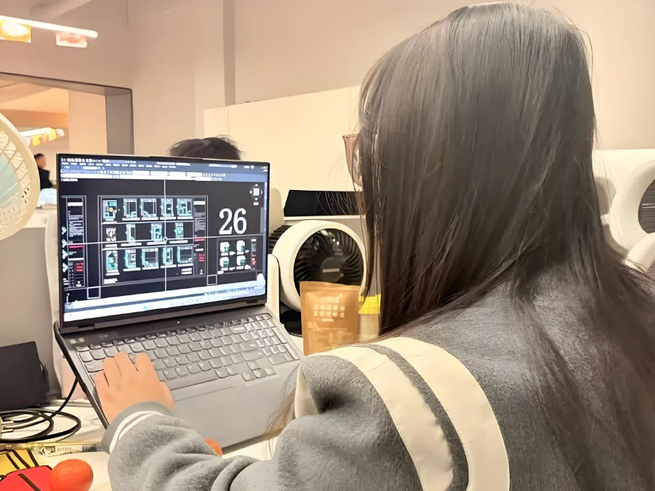 计算机广告制作（平面设计） 配图