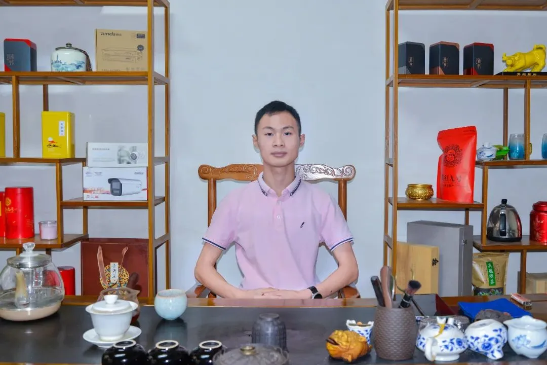 【高新故事】校友张耀文：匠心深植的电气革斗士 - 图2