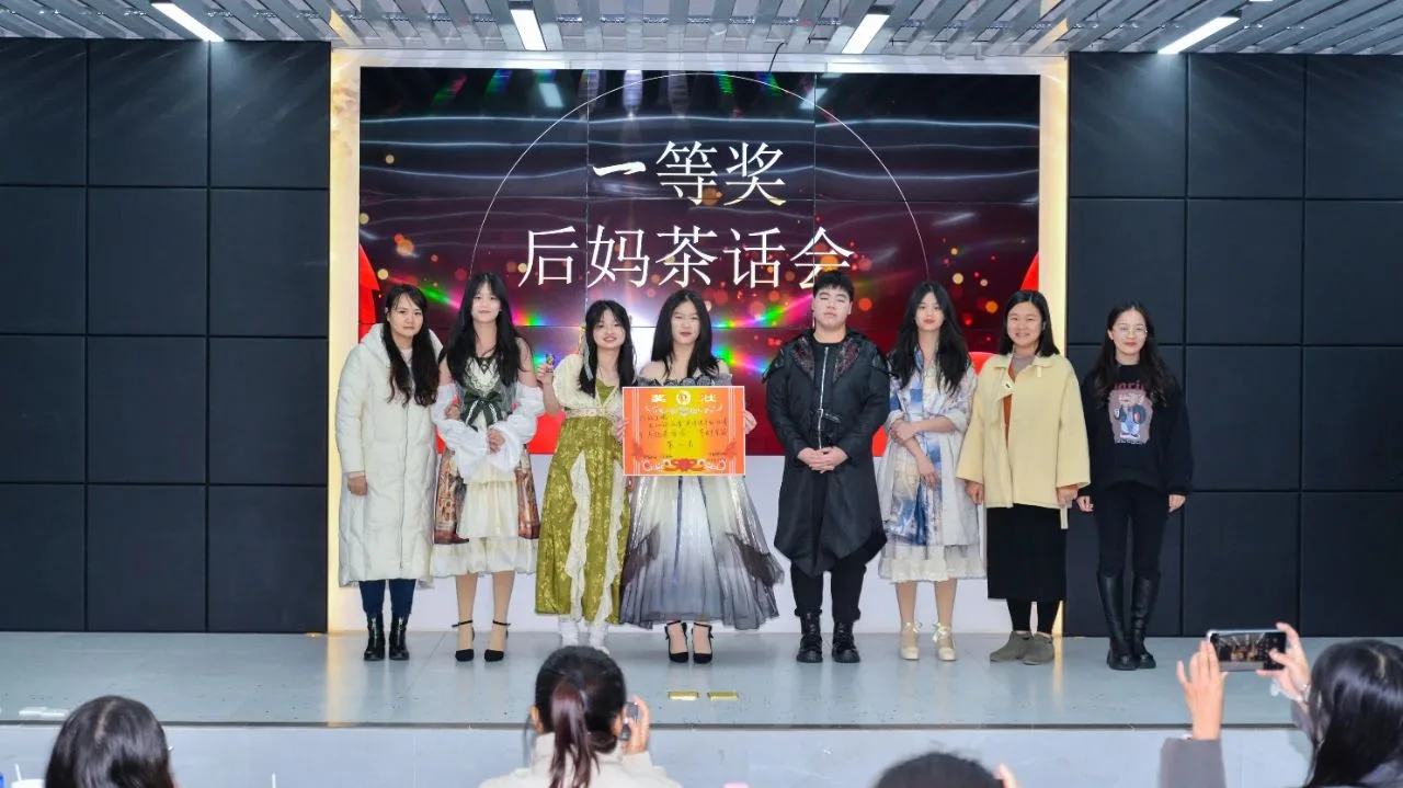 高新“英语角斗士们”化身戏精飙英语 - 图6